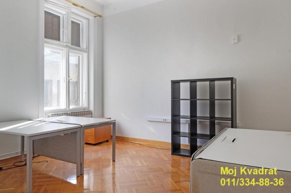 Slika 7 - Petosoban stan na prodaju, 239m2, 1.000.000€