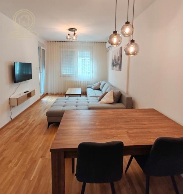 Slika 2 - Dvosoban stan za izdavanje, 48m2, 550€