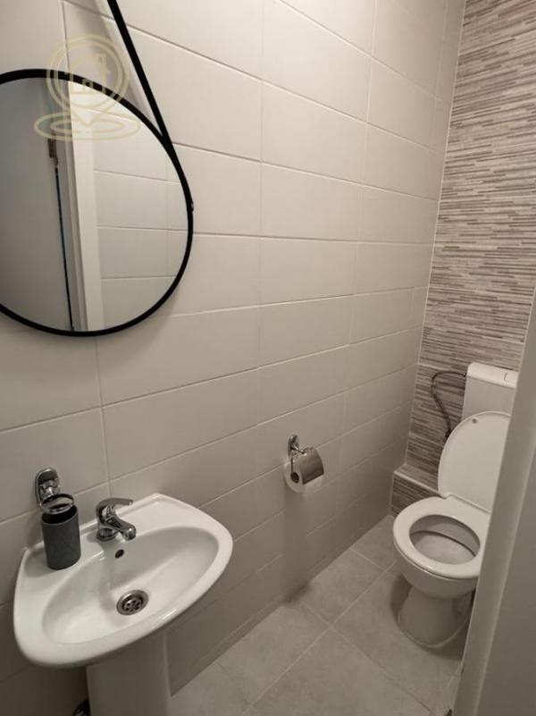 Slika 8 - Četvorosoban stan za izdavanje, 79m2, 850€