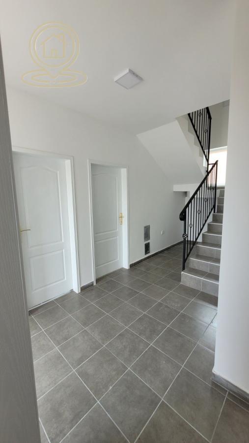 Glavna slika - Kuća na prodaju, 105m2, 205.000€