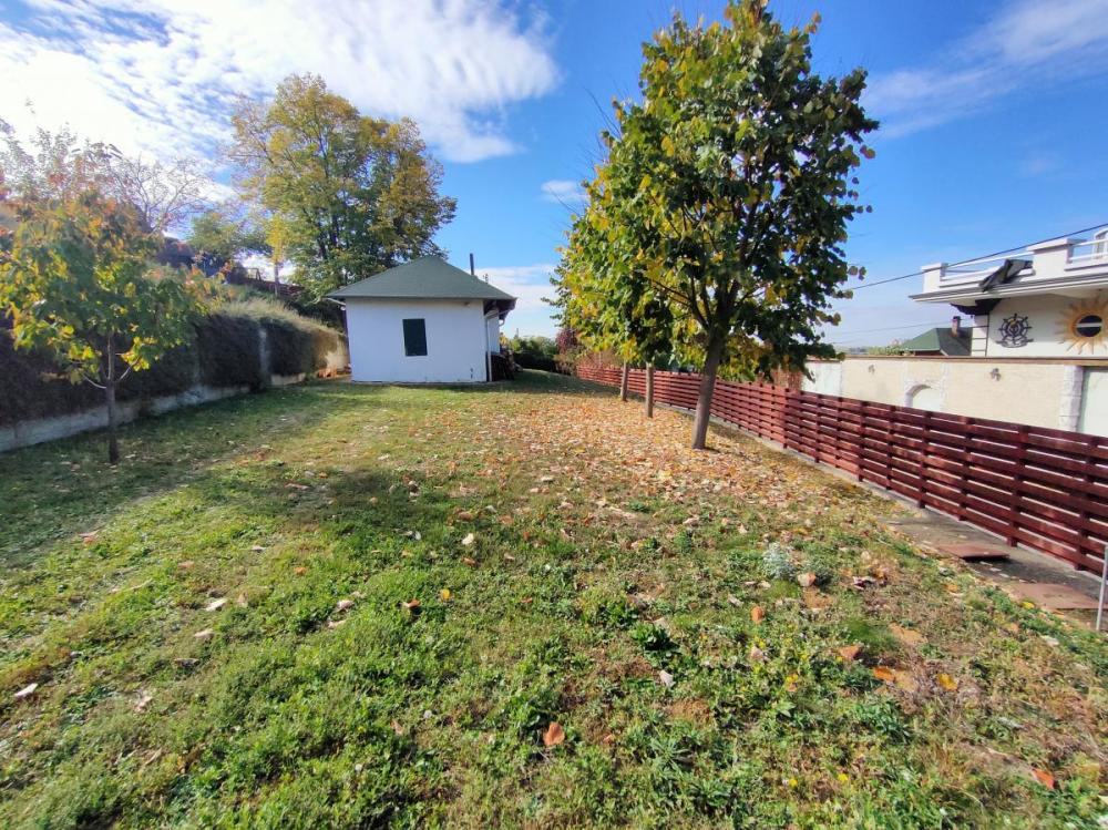 Slika 4 -  Plac na prodaju, Ribnjak, , 395.000€