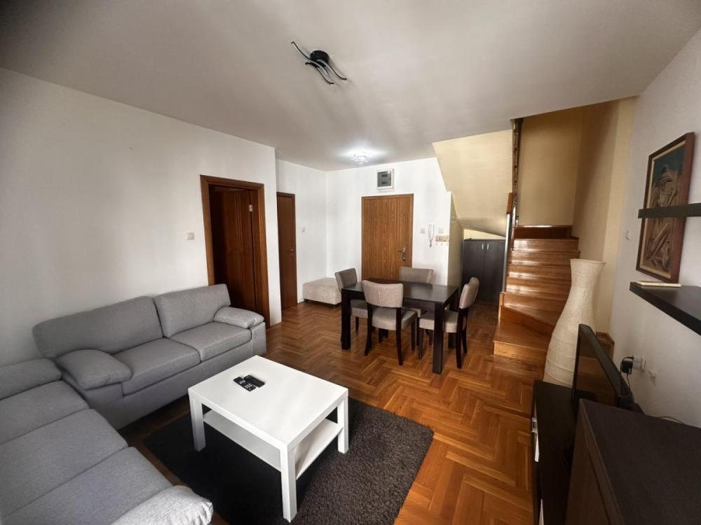 Slika 1 - Trosoban stan za izdavanje, 68m2, 700€