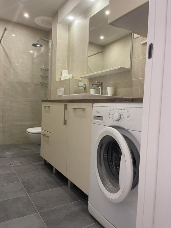 Slika 10 - Trosoban stan za izdavanje, 100m2, 950€