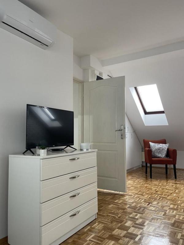 Slika 6 - Trosoban stan za izdavanje, 100m2, 950€