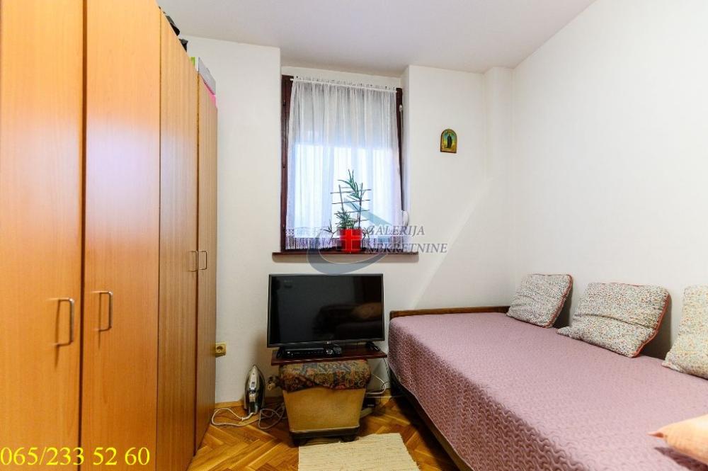 Slika 1 - Vardarska, Dvoiposoban stan na prodaju, 47m2, 229.000€