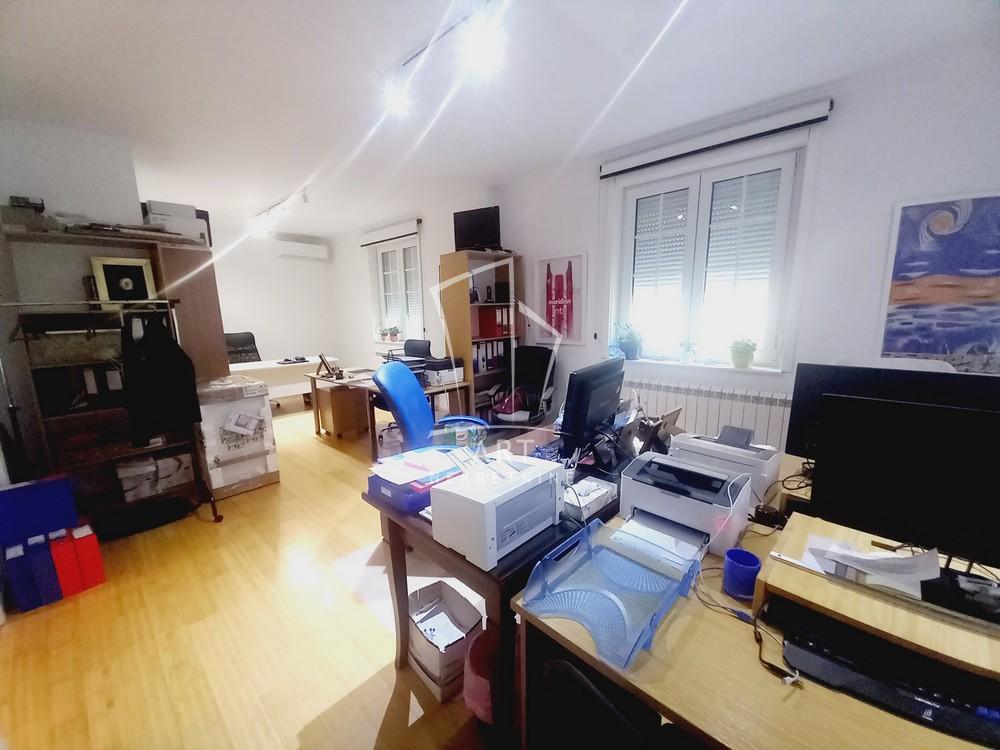 Slika 1 - Veljka Milićevića,  Lokal za izdavanje, 97m2, 1.200€