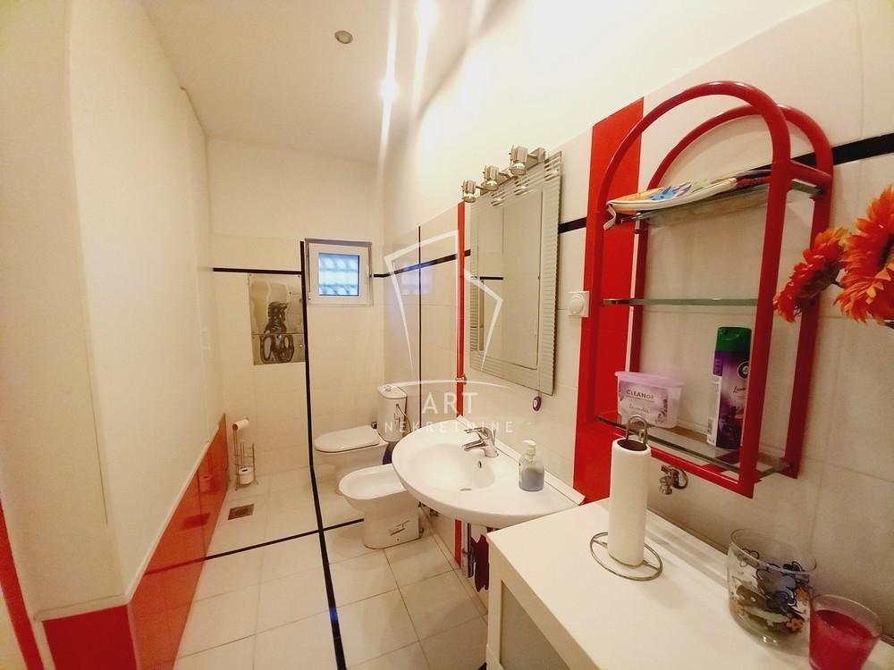 Slika 9 - Veljka Milićevića,  Lokal za izdavanje, 97m2, 1.200€