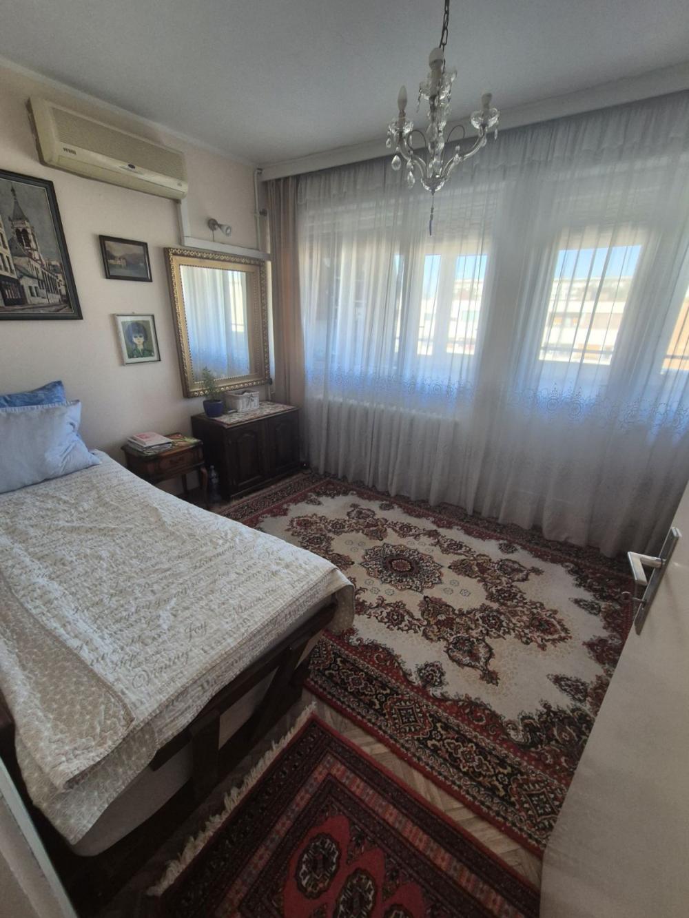 Slika 8 - Bulevar Arsenija Čarnojevića, Četvoroiposoban stan na prodaju, 122m2, 399.000€