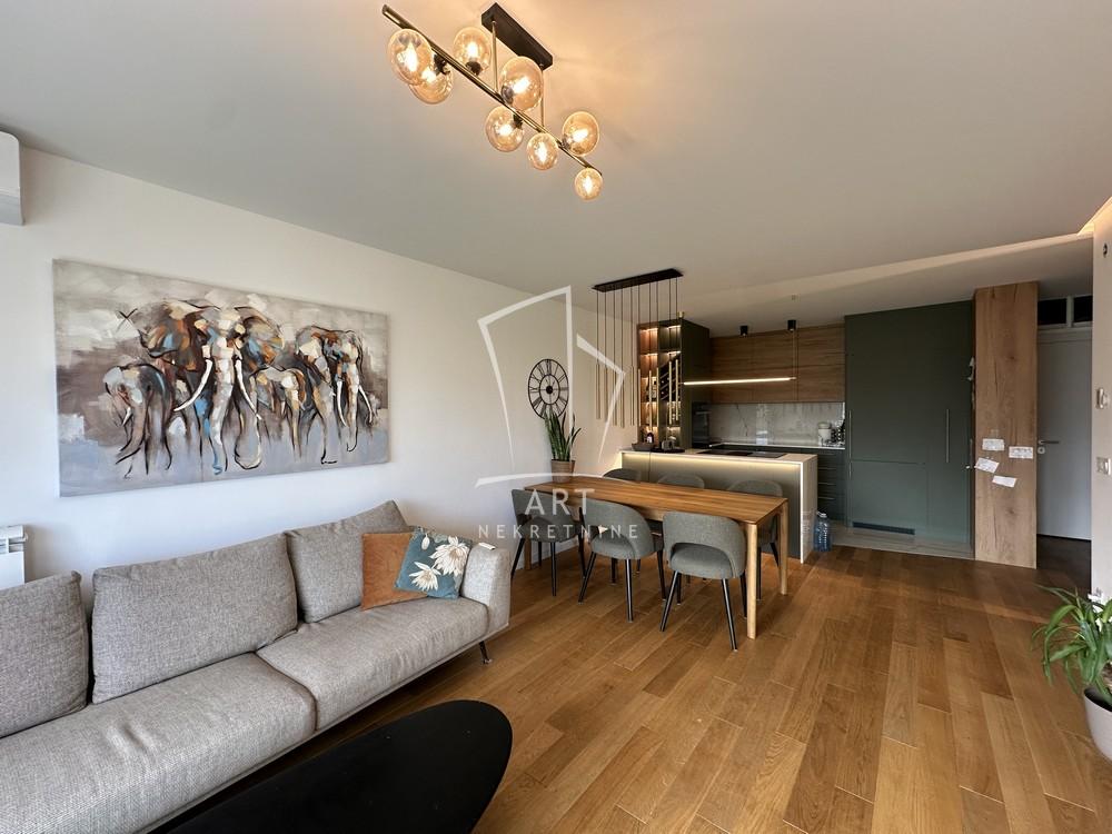 Slika 2 - Vojvođanska, Četvorosoban stan na prodaju, 98m2, 400.000€