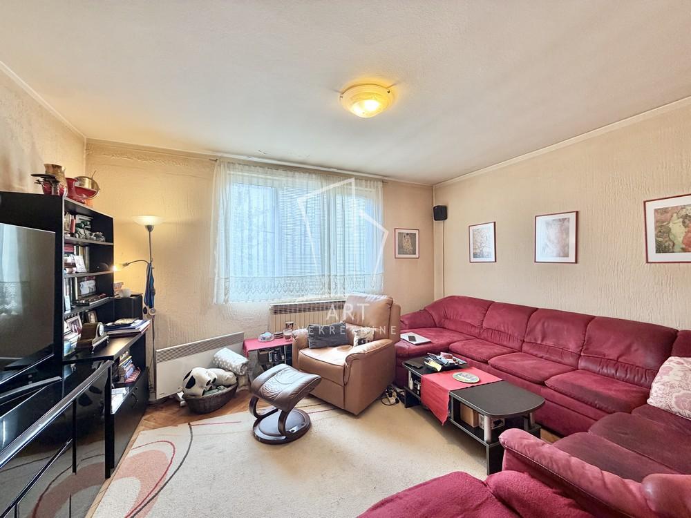 Slika 1 - Rastka Petrovića, Petosoban stan na prodaju, 119m2, 260.000€