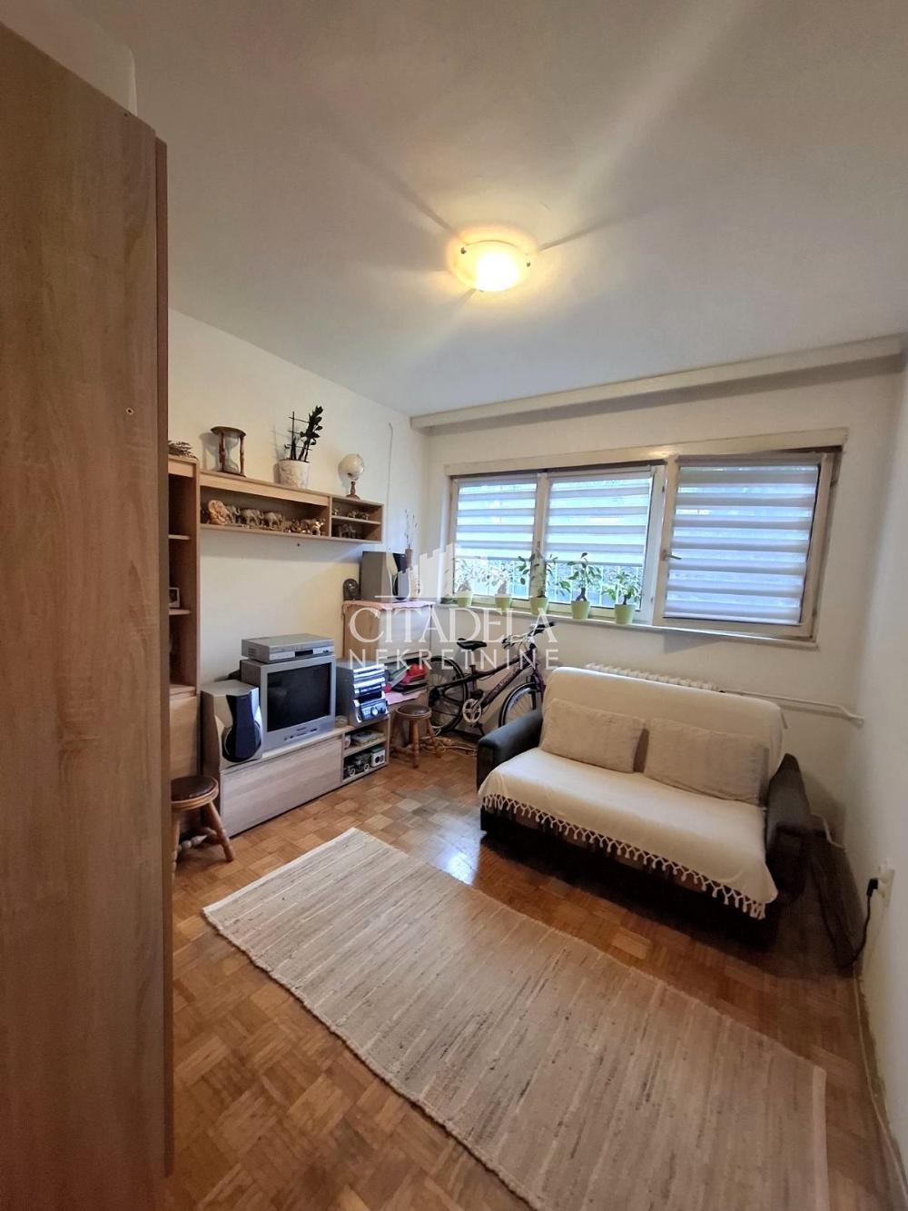 Slika 3 - Luke Vojvodića, Dvosoban stan na prodaju, 39m2, 79.000€