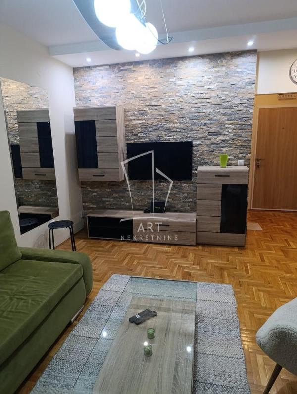 Slika 1 - Golsvordijeva, Dvosoban stan za izdavanje, 44m2, 750€