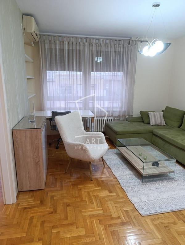 Glavna slika -Golsvordijeva, Dvosoban stan za izdavanje, 44m2, 750€