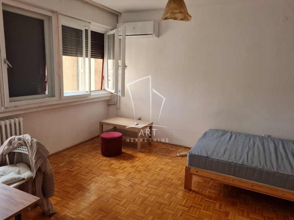 Slika 1 - Mirijevski Venac, Jednosoban stan za izdavanje, 41m2, 350€