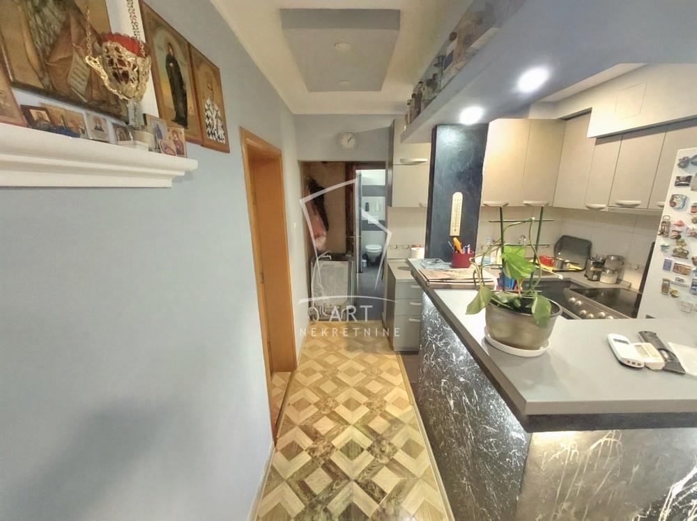 Slika 2 - Salvadora Aljendea, Trosoban stan za izdavanje, 47m2, 500€