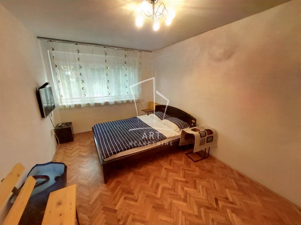 Slika 4 - Salvadora Aljendea, Trosoban stan za izdavanje, 47m2, 500€