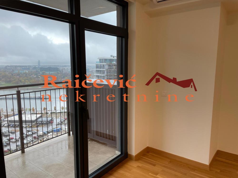 Slika 6 - Bulevar Vudroa Vilsona, Trosoban stan na prodaju, 83m2, 375.000€