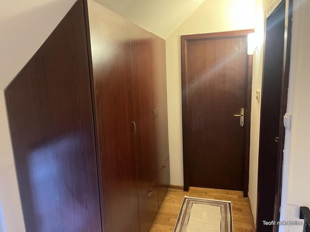 Slika 9 - Barska, Trosoban stan za izdavanje, 71m2, 650€