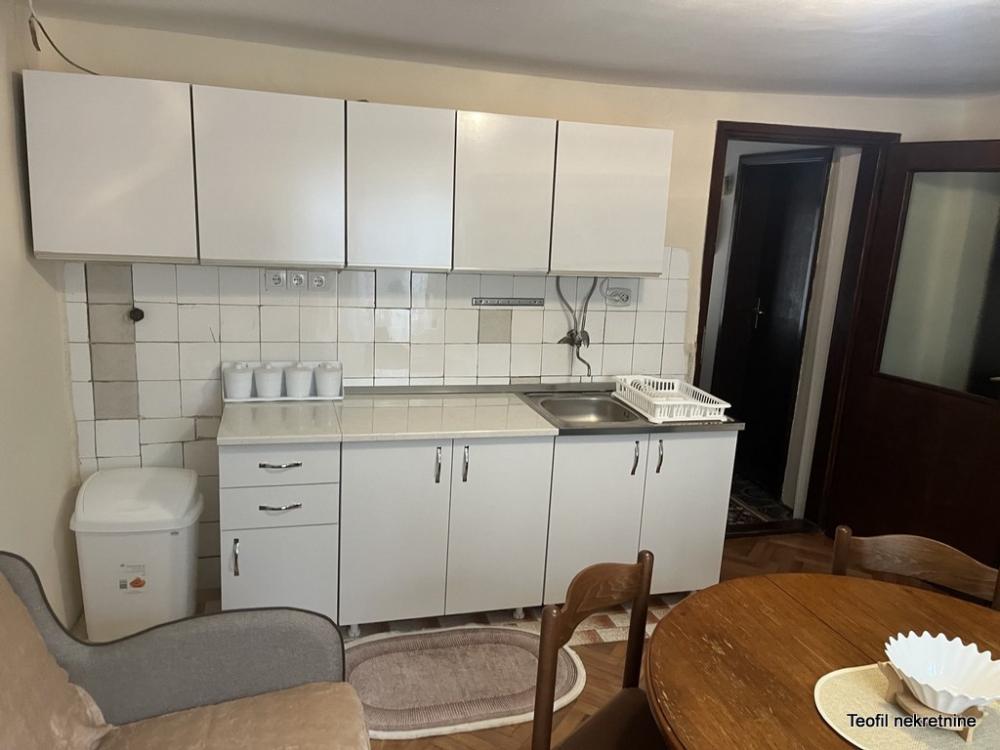 Slika 3 - Barska, Dvosoban stan za izdavanje, 66m2, 400€