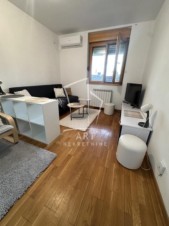 Slika 2 - Ulcinjska, Dvosoban stan za izdavanje, 37m2, 500€