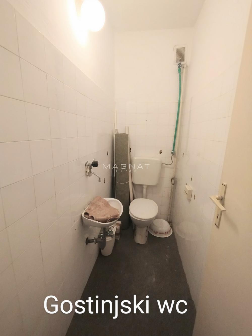 Slika 10 - Srpskog Husinskog puka, Trosoban stan na prodaju, 77m2, 89.000€