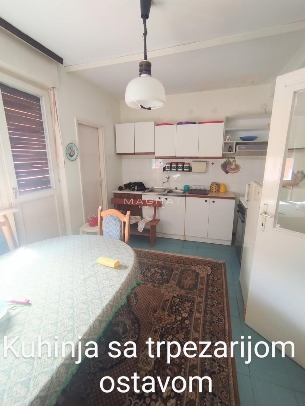 Slika 3 - Srpskog Husinskog puka, Trosoban stan na prodaju, 77m2, 89.000€