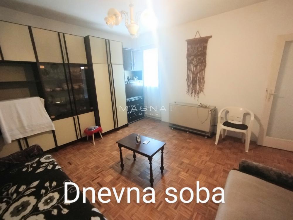 Slika 5 - Srpskog Husinskog puka, Trosoban stan na prodaju, 77m2, 89.000€