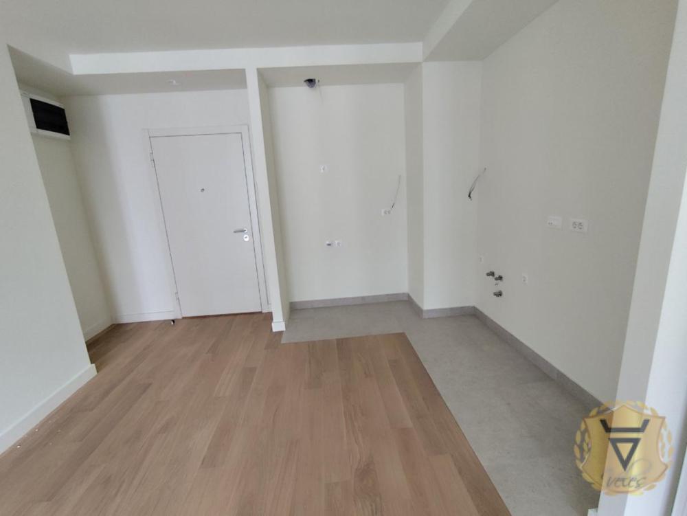Slika 10 - Trosoban stan za izdavanje, 73m2, 1.400€