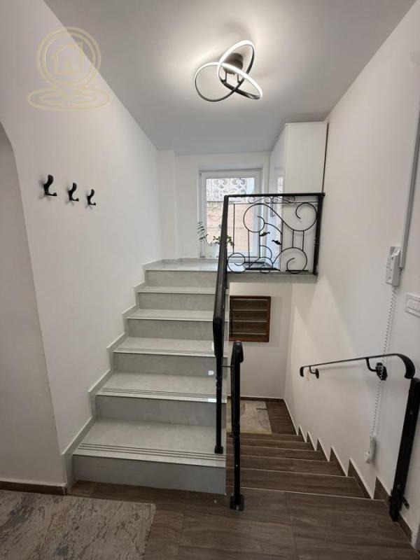 Slika 3 - Kuća za izdavanje, 120m2, 1.300€