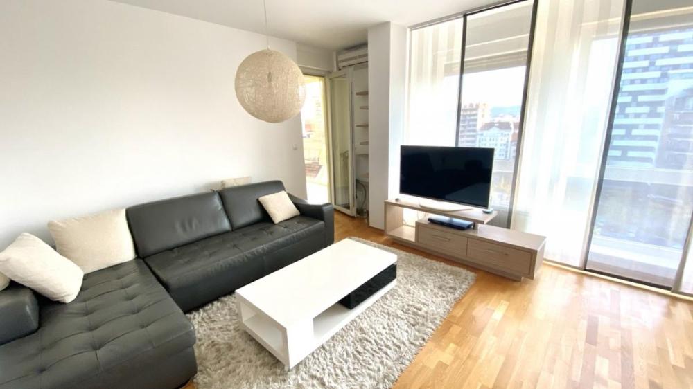 Slika 1 - Trosoban stan za izdavanje, 80m2, 1.000€