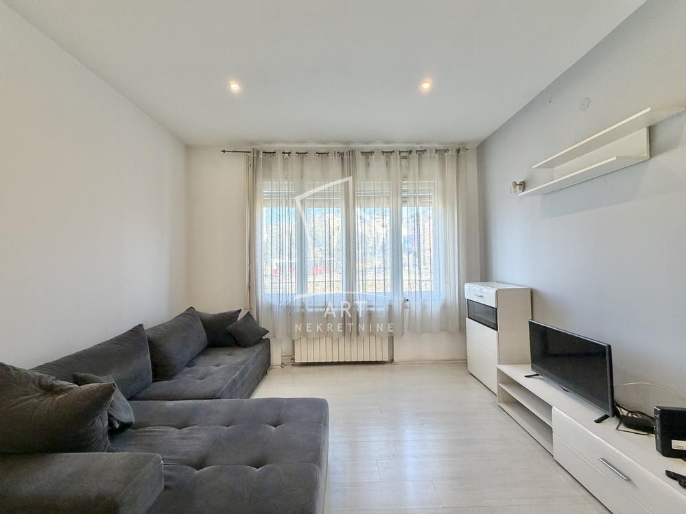 Slika 1 - Crnogorska, Dvosoban stan za izdavanje, 55m2, 850€