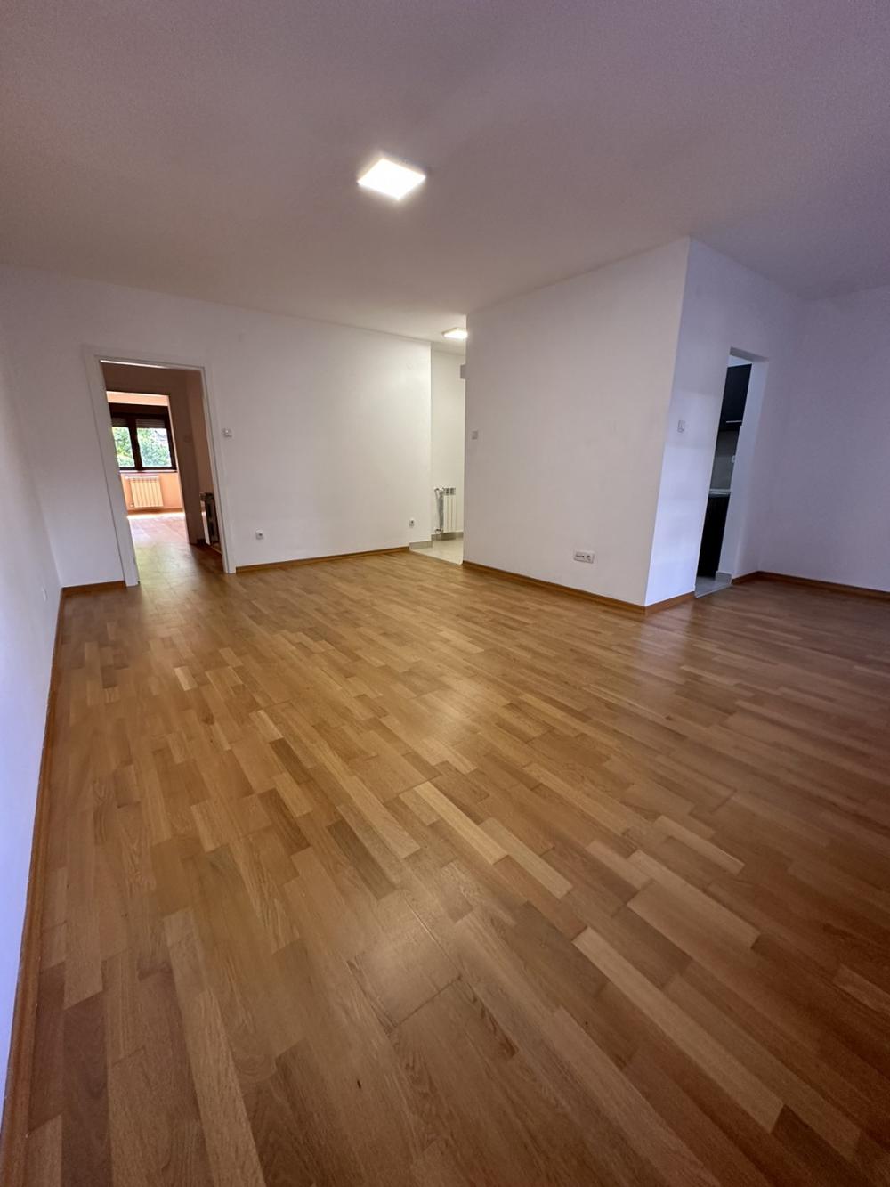 Slika 1 - Kruševačka, Dvosoban stan za izdavanje, 58m2, 450€