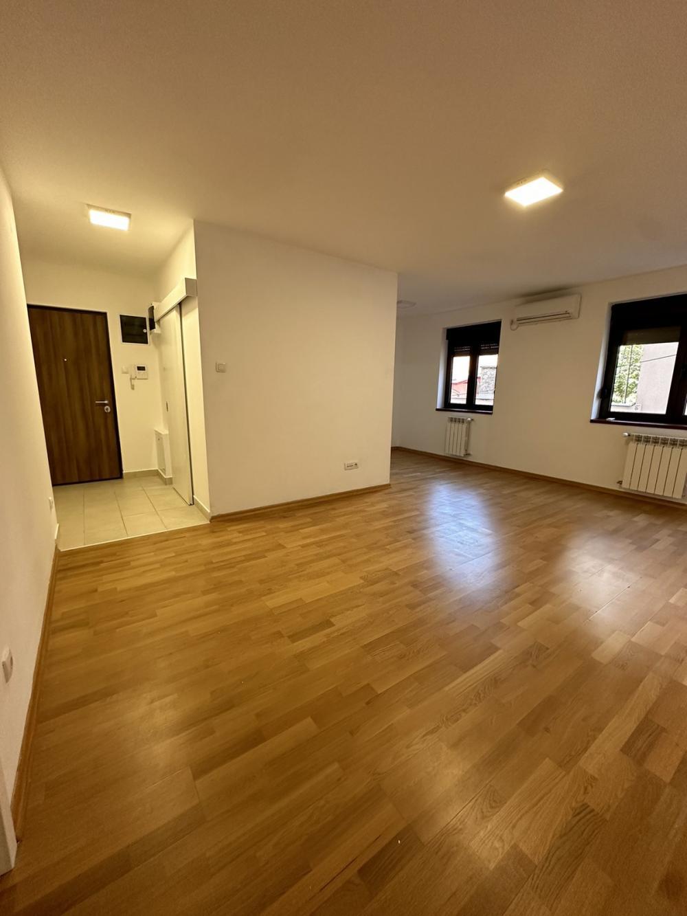 Glavna slika -Kruševačka, Dvosoban stan za izdavanje, 58m2, 450€