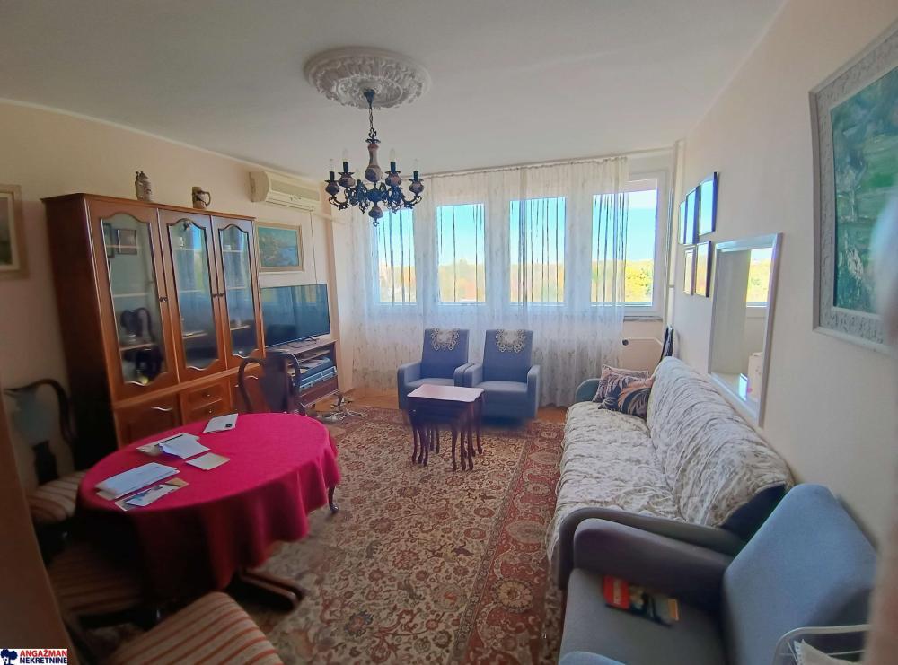 Glavna slika -Bulevar Mihajla Pupina, Trosoban stan na prodaju, 77m2, 275.000€