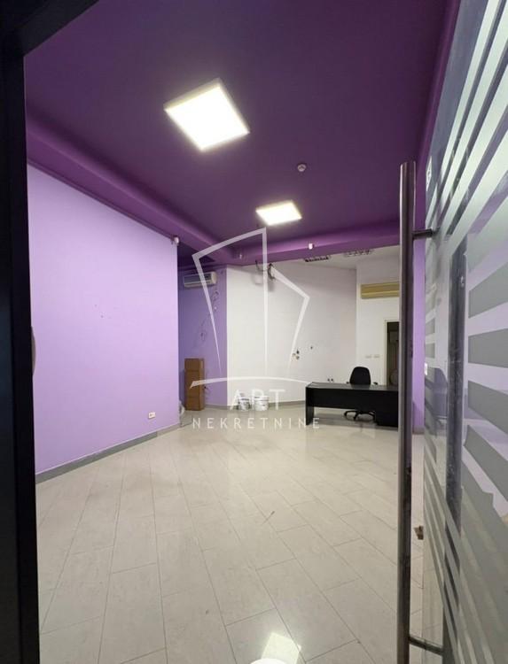 Slika 1 - Balkanska,  Lokal za izdavanje, 38m2, 900€