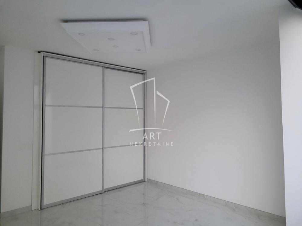 Slika 5 - Nikole Đurkovića,  Lokal za izdavanje, 153m2, 1.800€