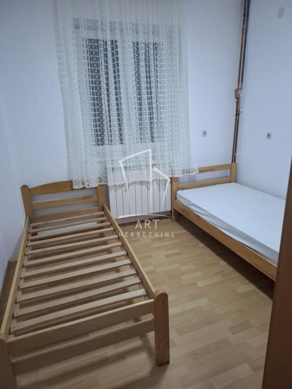 Slika 3 - Svetozara Radojčića, Četvorosoban stan za izdavanje, 98m2, 600€