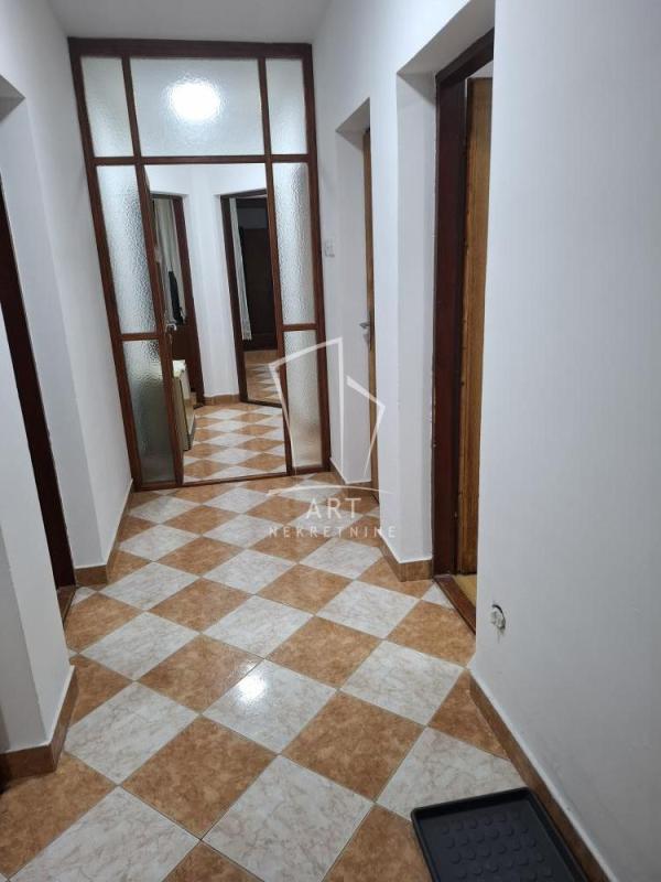 Slika 7 - Svetozara Radojčića, Četvorosoban stan za izdavanje, 98m2, 600€