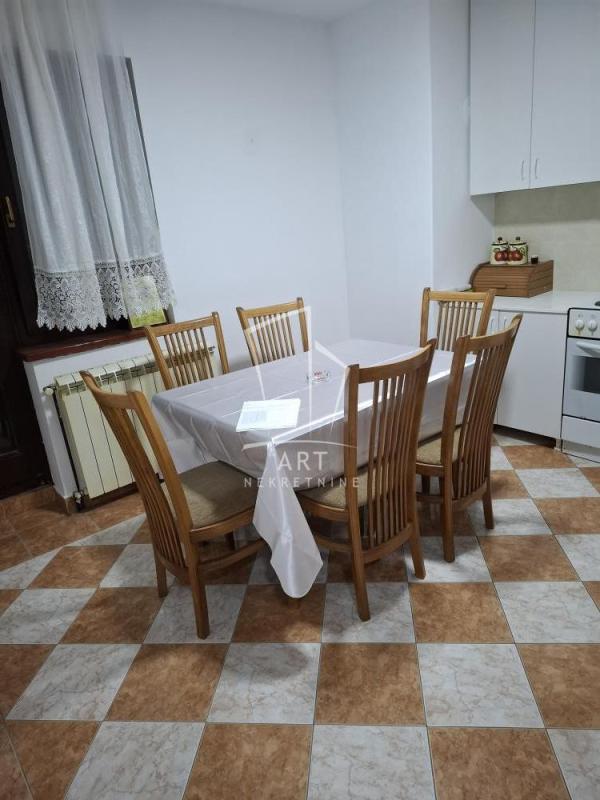 Slika 5 - Svetozara Radojčića, Četvorosoban stan za izdavanje, 98m2, 600€