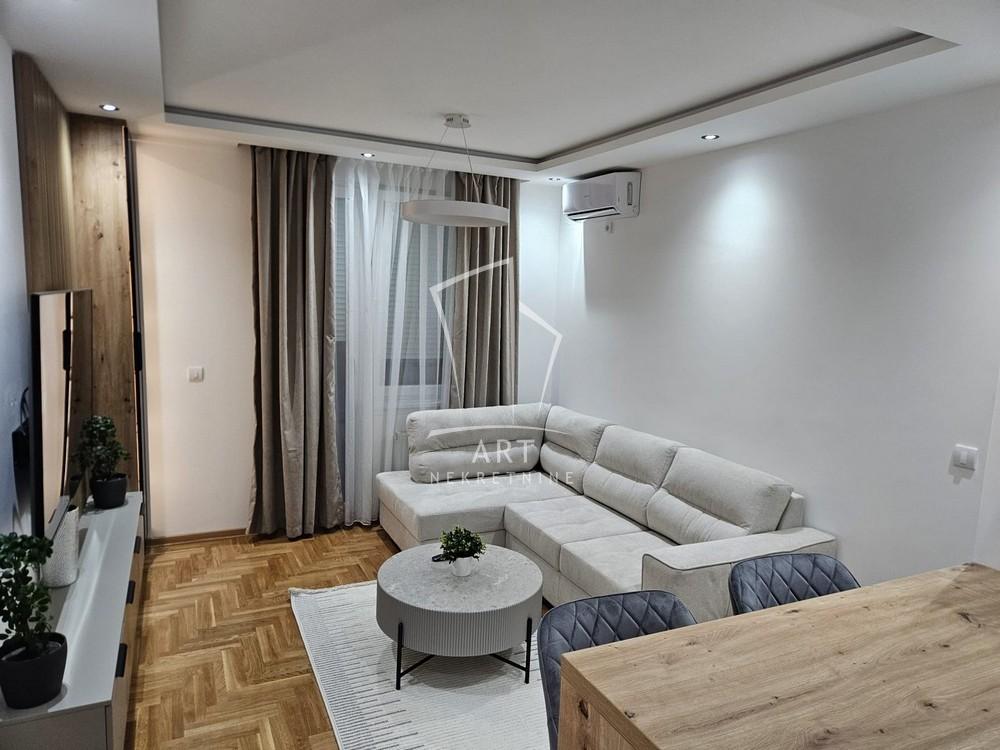 Slika 1 - Radomira Markovića, Dvosoban stan za izdavanje, 41m2, 750€