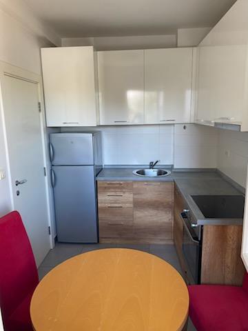 Slika 1 - Uroša Martinovića, Jednosoban stan za izdavanje, 35m2, 550€