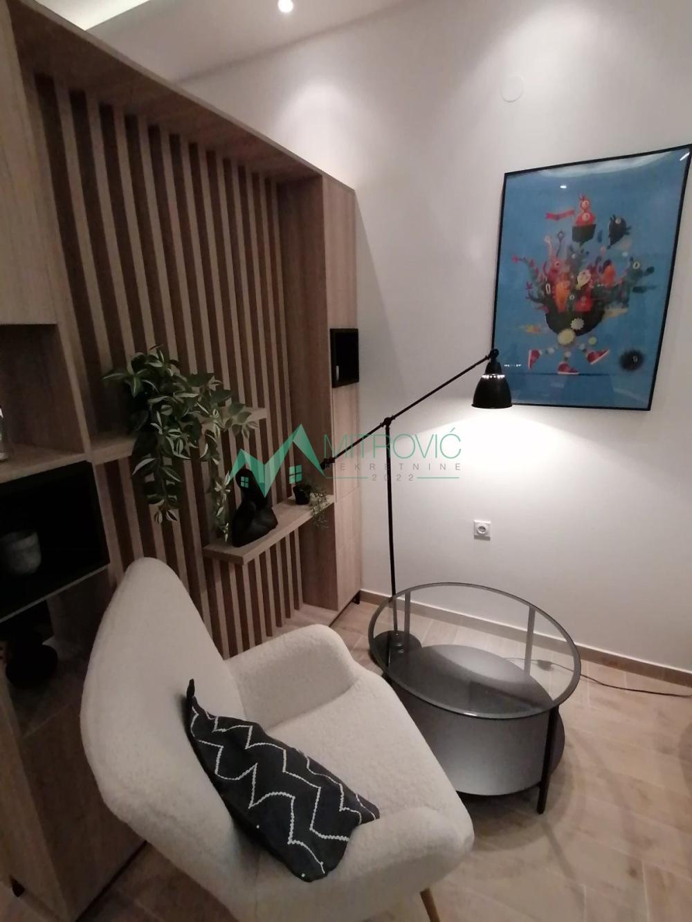 Slika 1 -  Lokal za izdavanje, 21m2, 350€