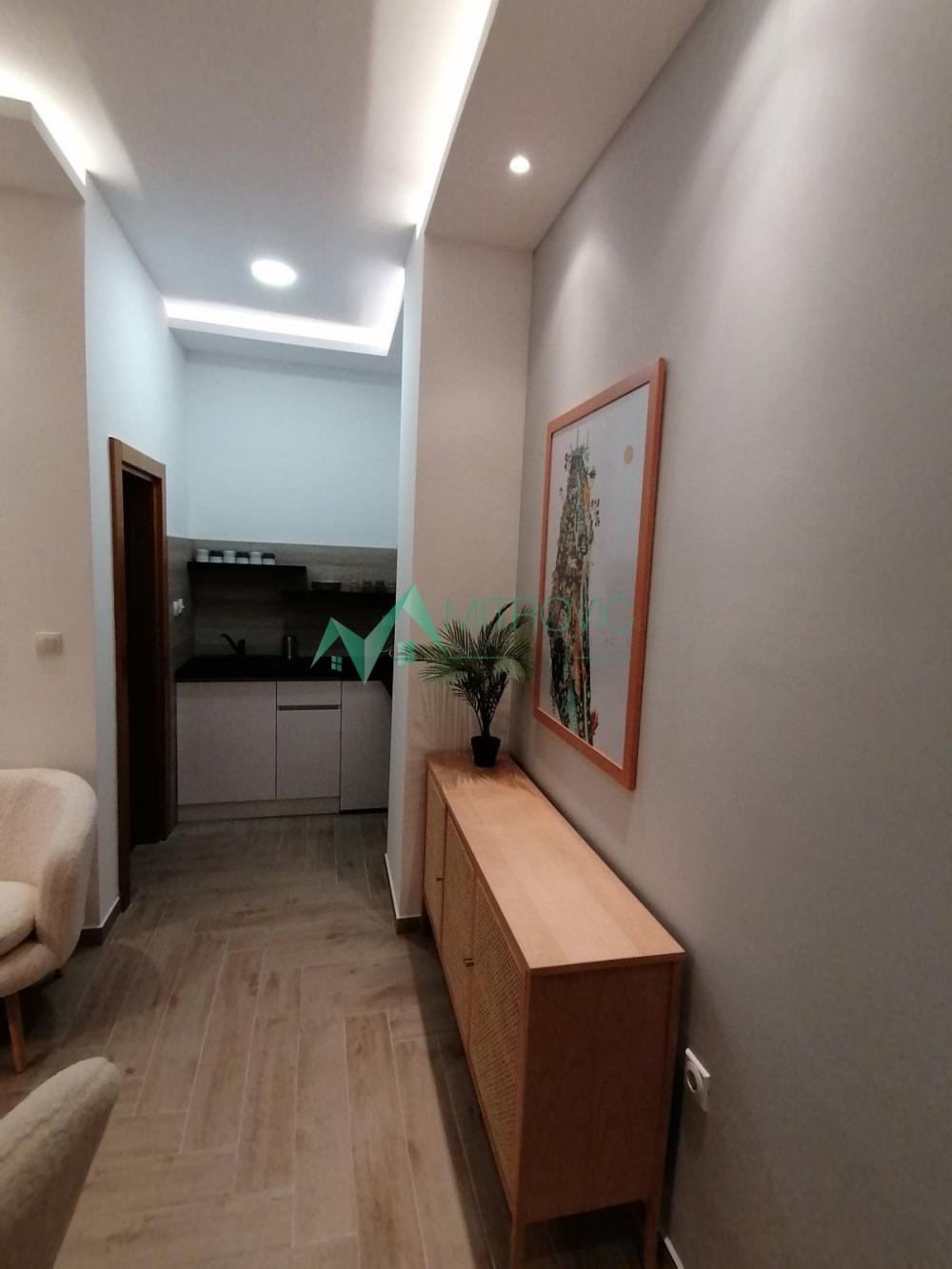 Slika 3 -  Lokal za izdavanje, 21m2, 350€