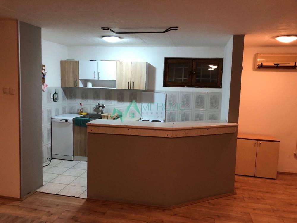 Slika 2 - Dvosoban stan za izdavanje, 50m2, 280€