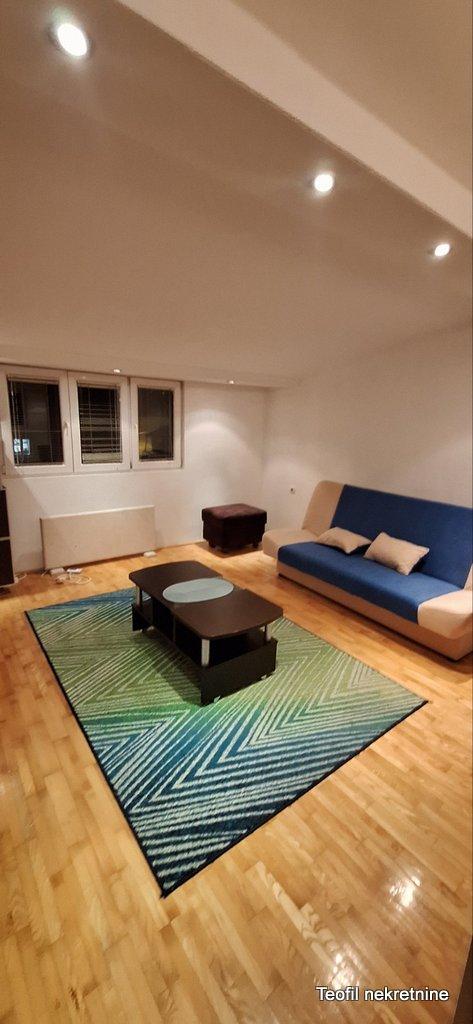 Glavna slika -Toplička, Dvosoban stan za izdavanje, 65m2, 550€