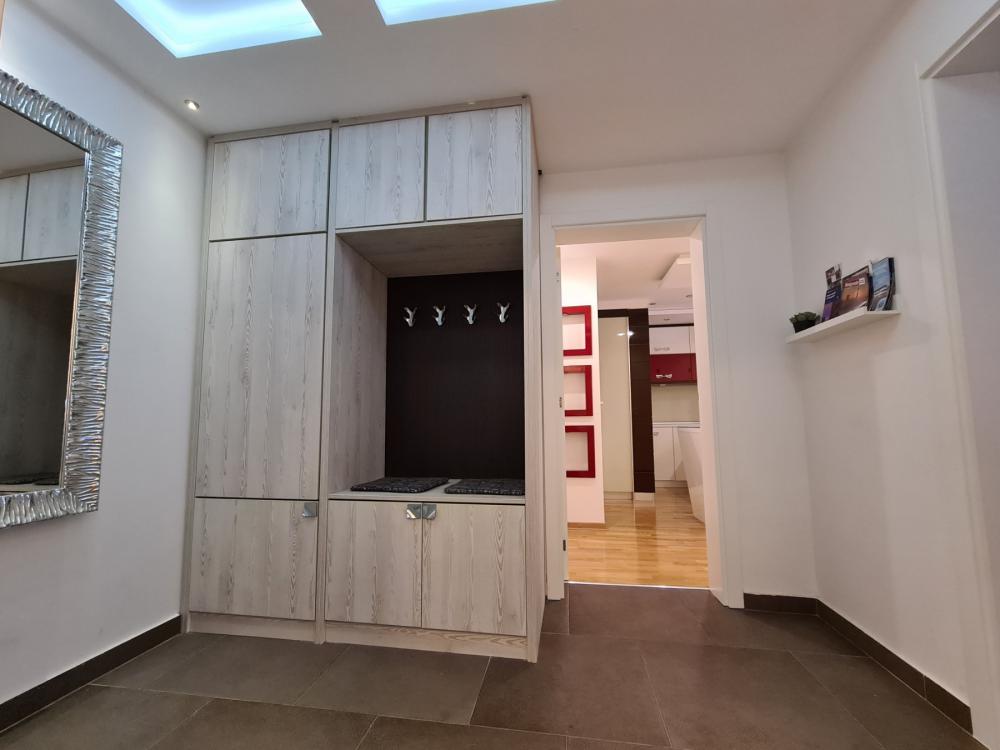 Slika 6 - Nikodima Milaša, Dvosoban stan za izdavanje, 50m2, 650€