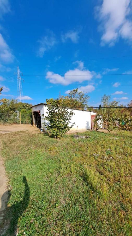 Slika 8 -  Plac na prodaju, Sremska Kamenica, , 165.000€