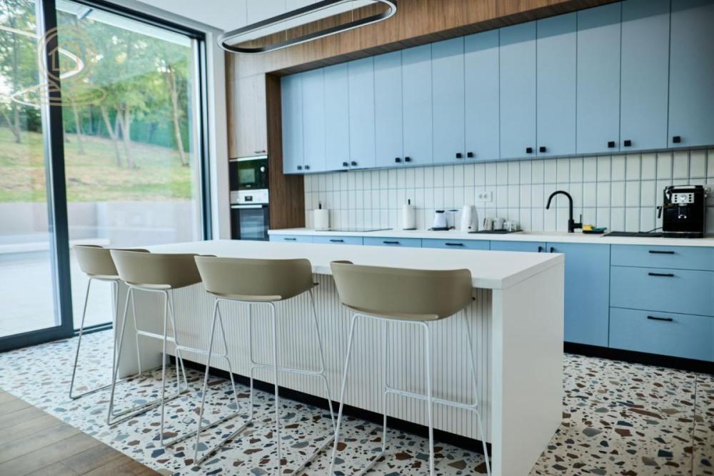 Slika 9 -  Lokal za izdavanje, 570m2, 5.100€