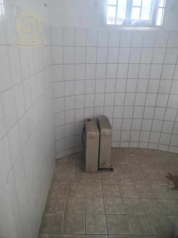 Slika 4 -  Lokal za izdavanje, 90m2, 700€