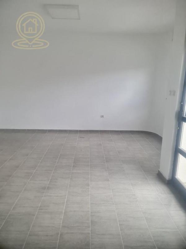 Slika 1 -  Lokal za izdavanje, 90m2, 700€